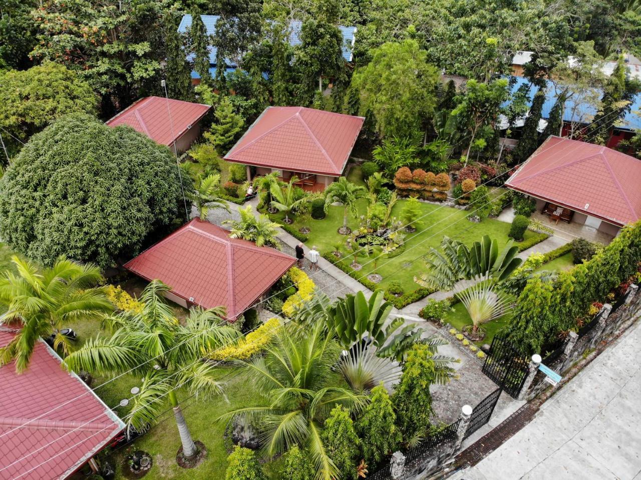 Mountain View Cottages Mambajao Exterior photo