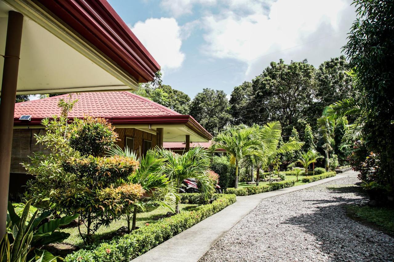 Mountain View Cottages Mambajao Exterior photo