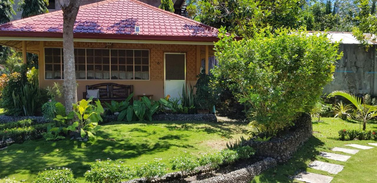 Mountain View Cottages Mambajao Exterior photo